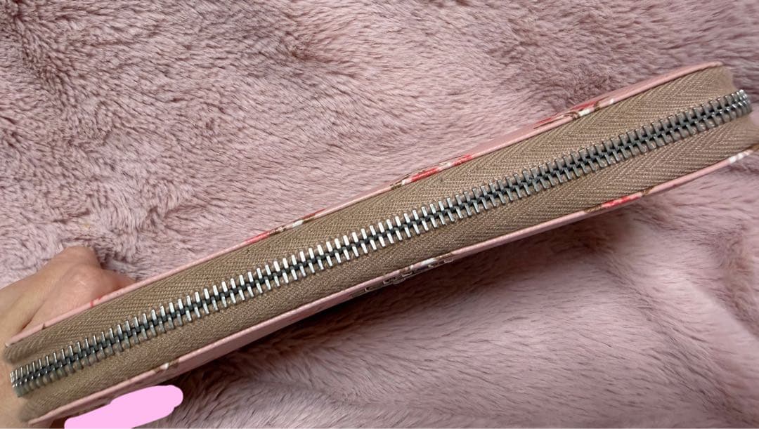 PRADA 日本限定 花柄 ラウンドジップ長財布