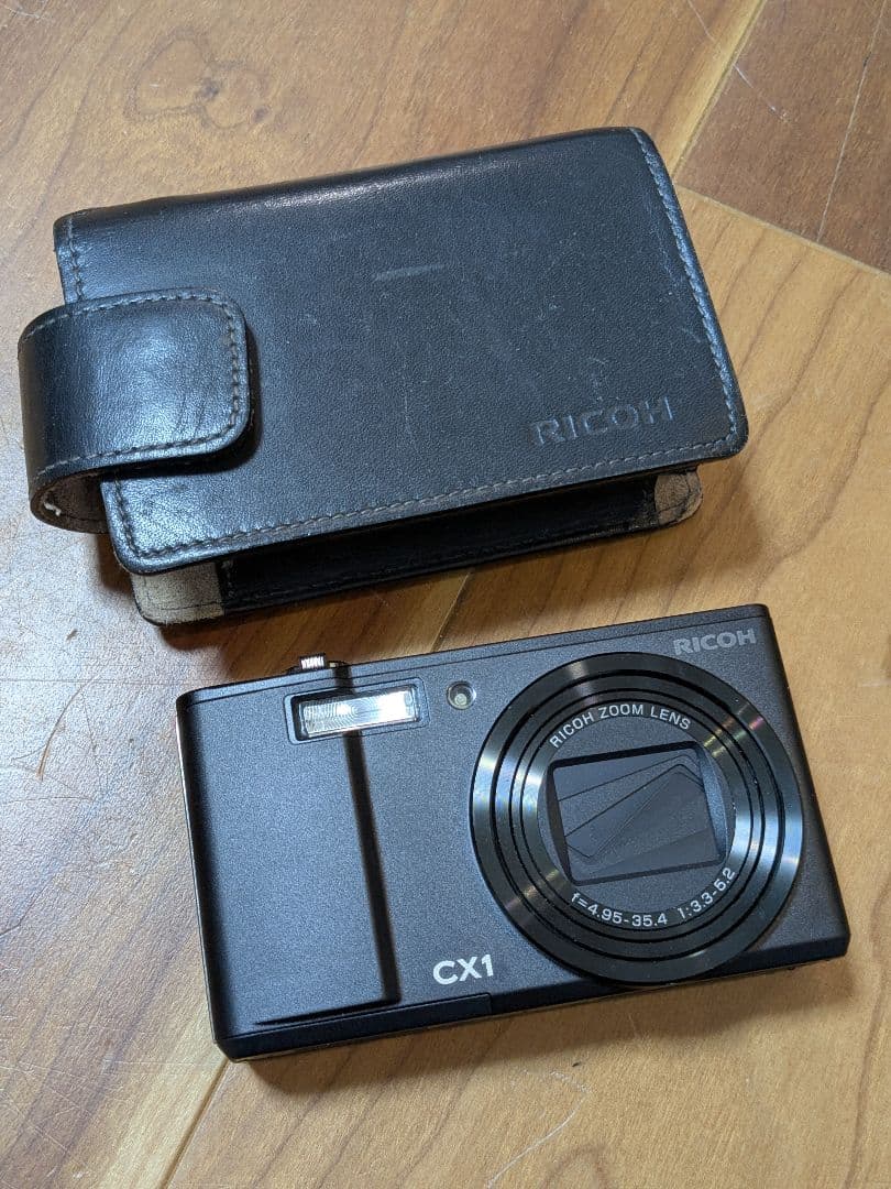 RICOH リコー CX1 美品 画面難あり？