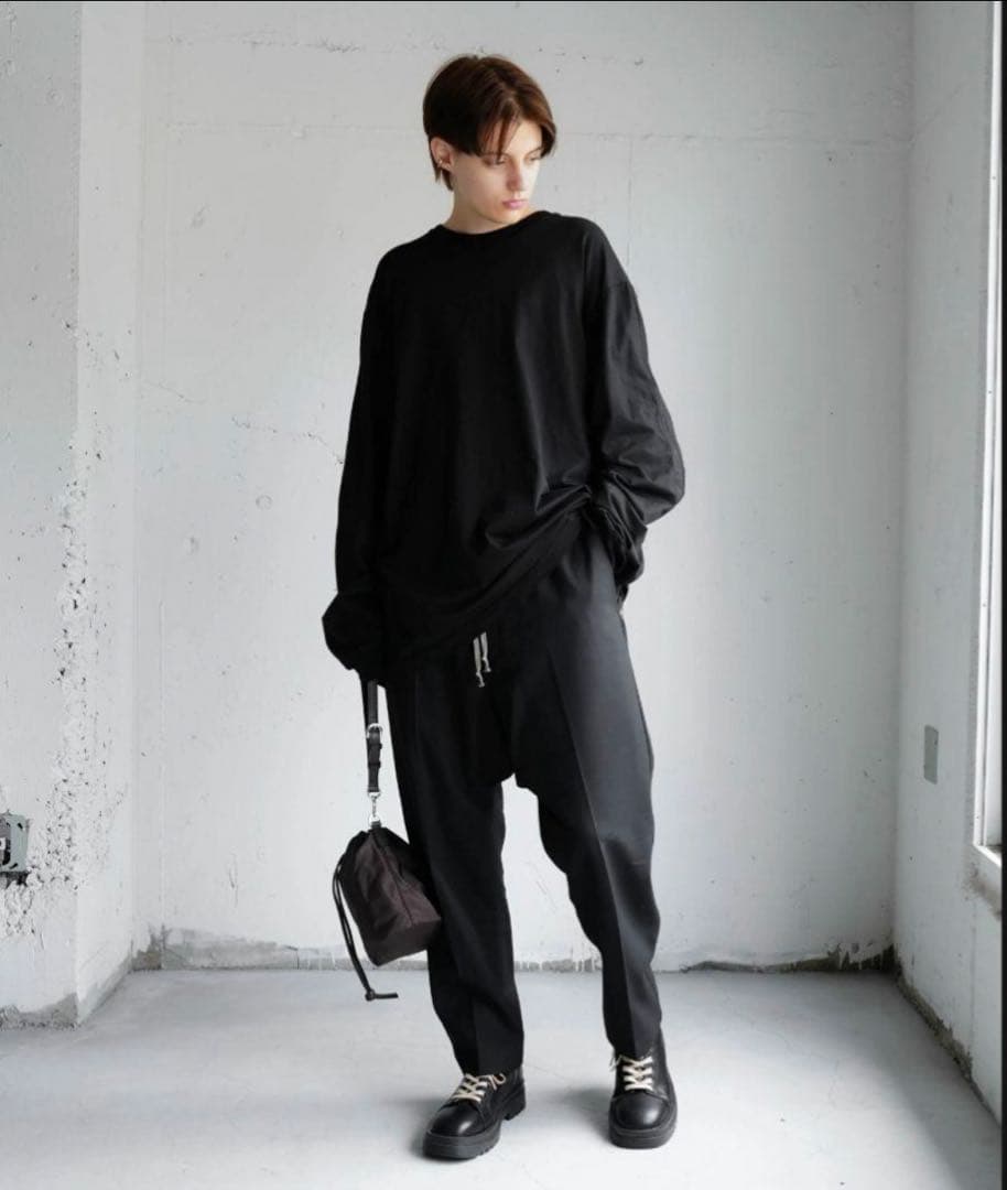 パンツ CTHY TECHWOOL BAGGY SARROUEL SLACKS BL2
