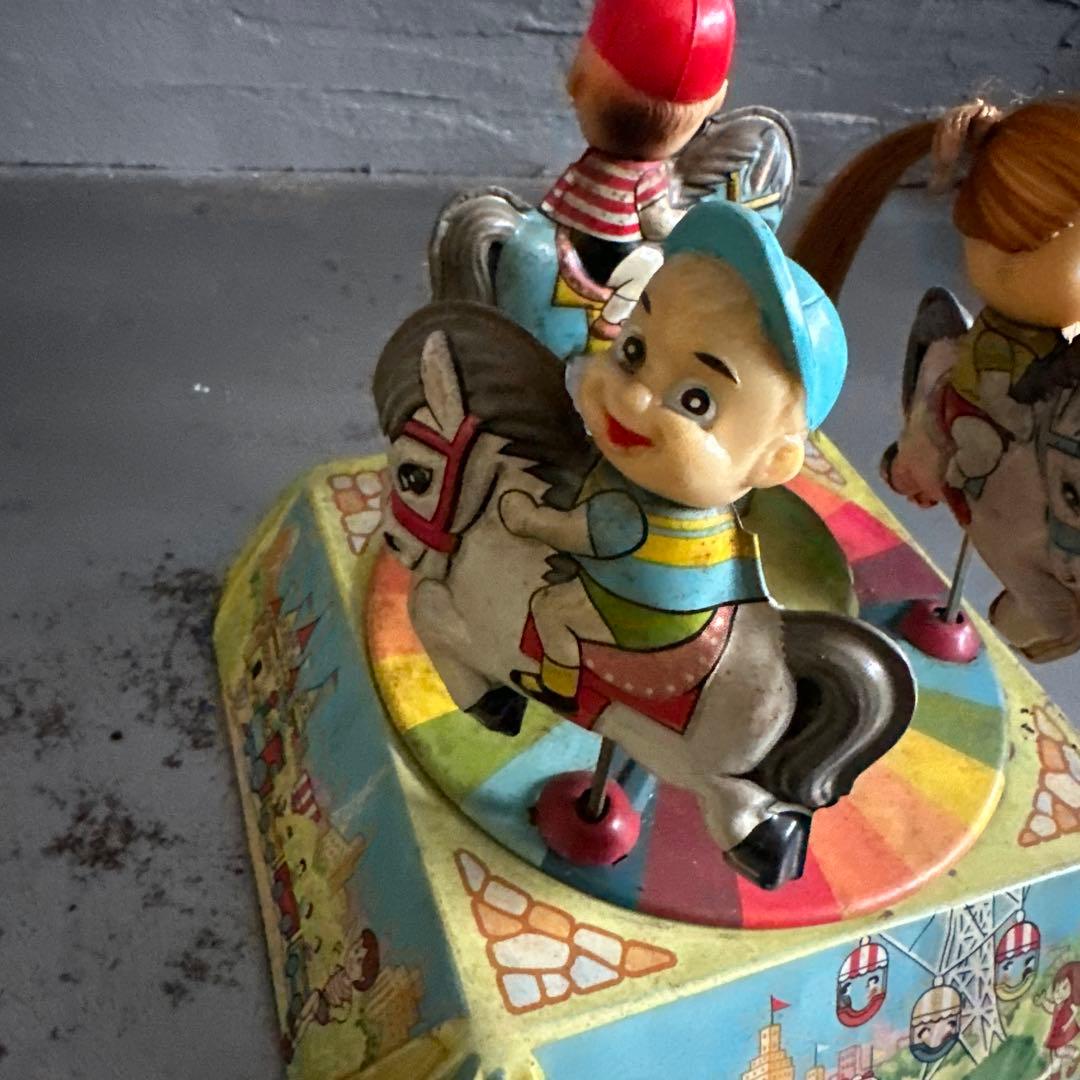 アンティーク ブリキメリーゴーランド カラフル