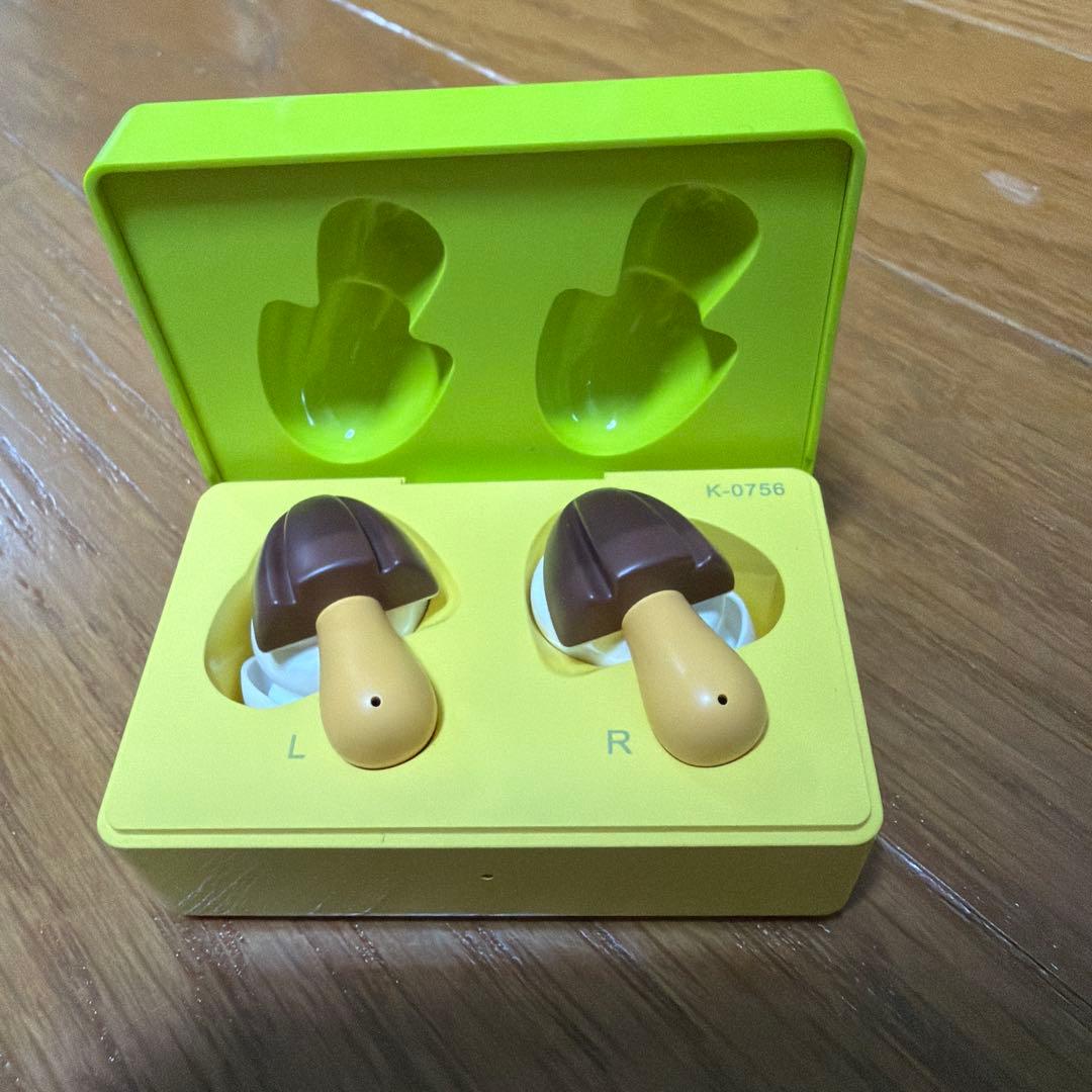 [激レア]きのこの山ワイヤレスイヤホン 3,500台限定