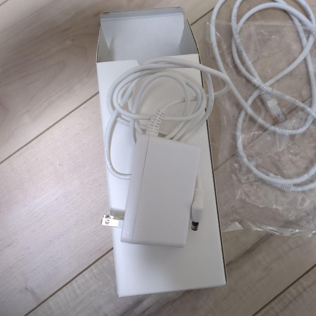 Speed Wi-Fi  5G L13 無線LANルーター本体•付属品