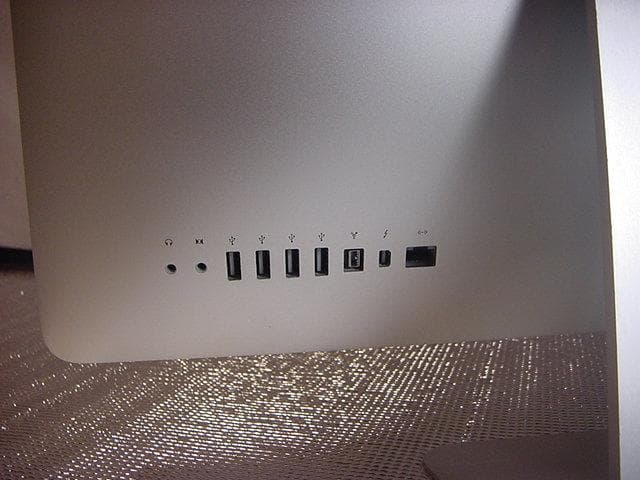 Apple iMac 2.3GHz Intel Core i5　Monterey