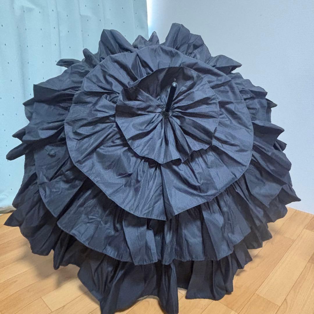 フランス製 マドレーヌヴィオネ　傘　フリル傘　ブラック　雨傘　長傘