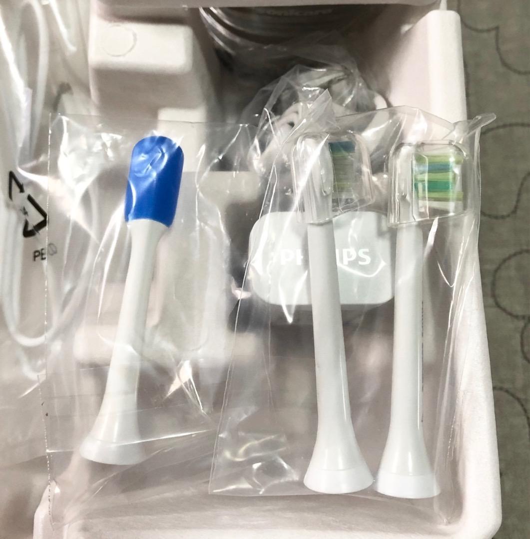 【新品★未使用】電動歯ブラシ Philips  フィリップス　ソニッケアー