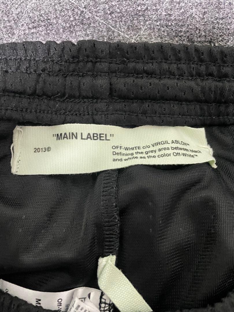 OFF-WHITE メッシュショートパンツ ブラック