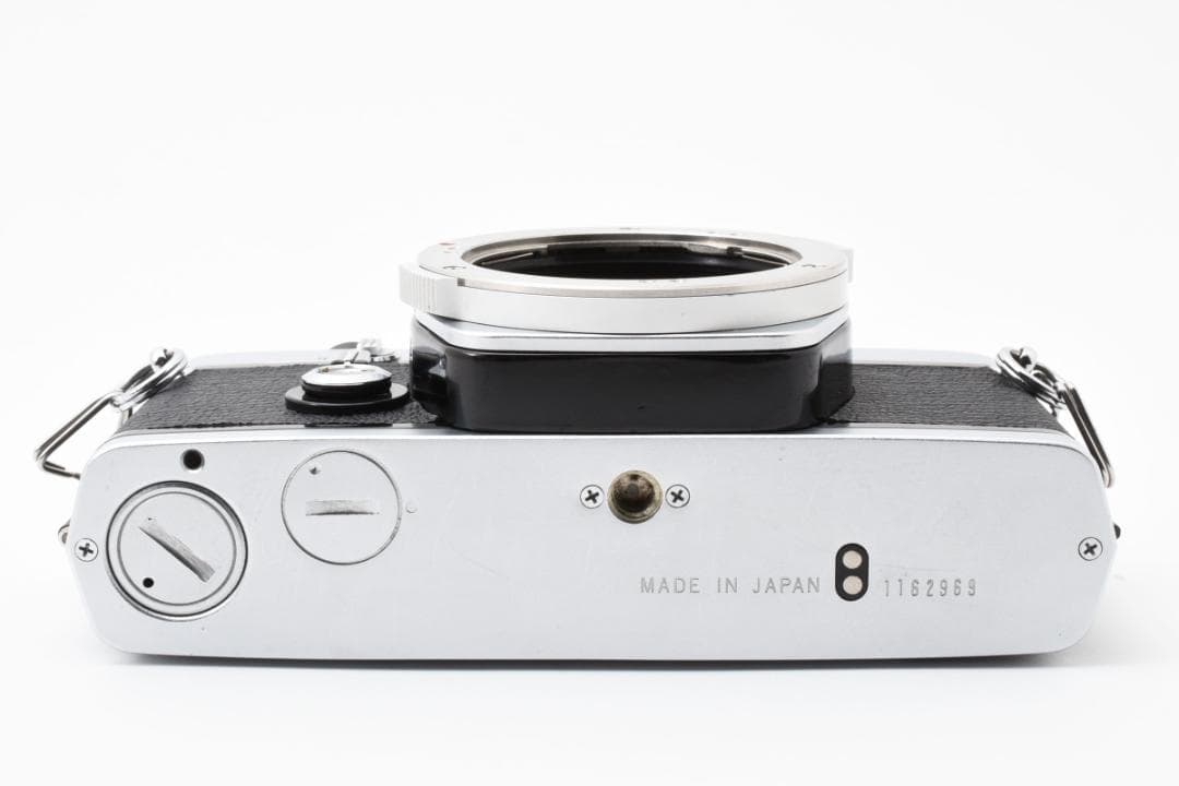 オリンパスOLYMPUS OM-1 ボディシルバー MF 一眼レフフィルムカメラ