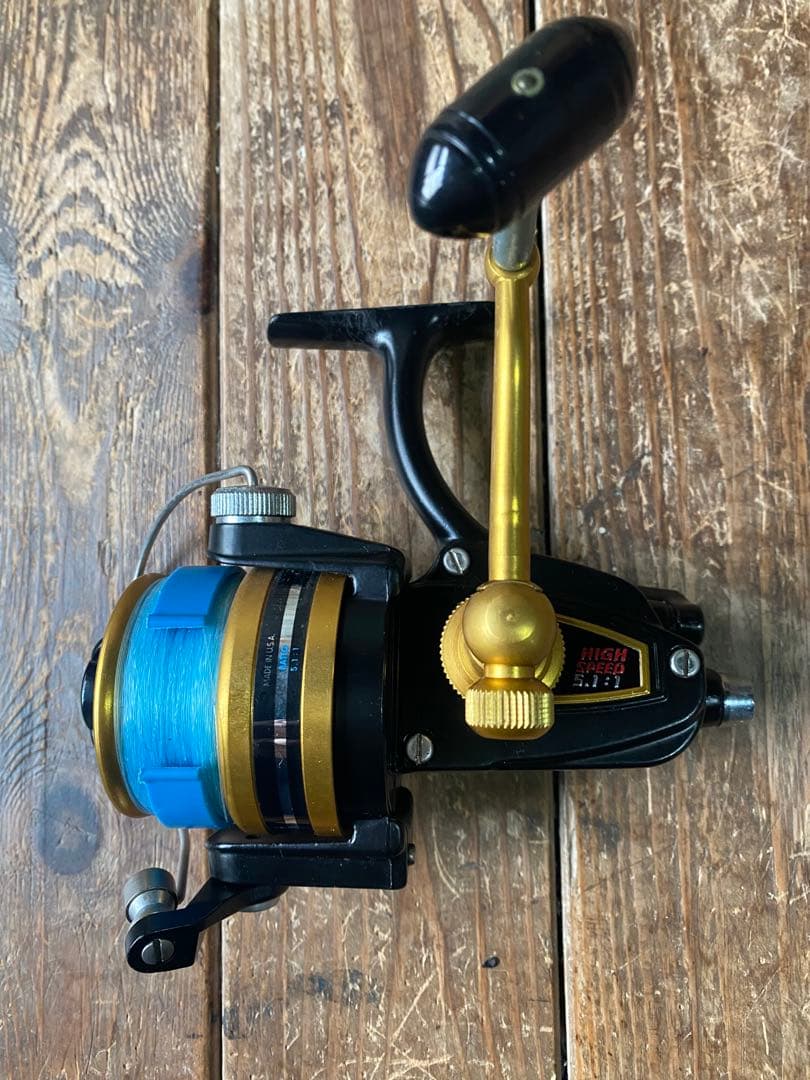 PENN 550SS スピニングリール