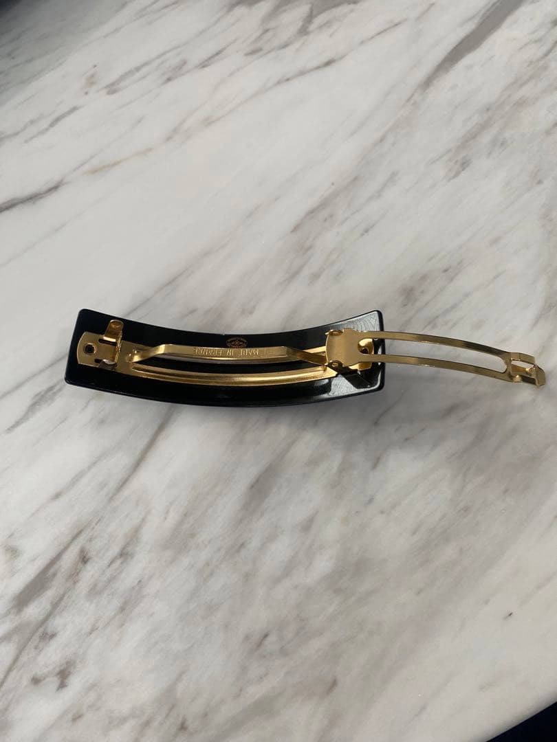 CHANEL ブラック ヘアクリップ クリスタル装飾