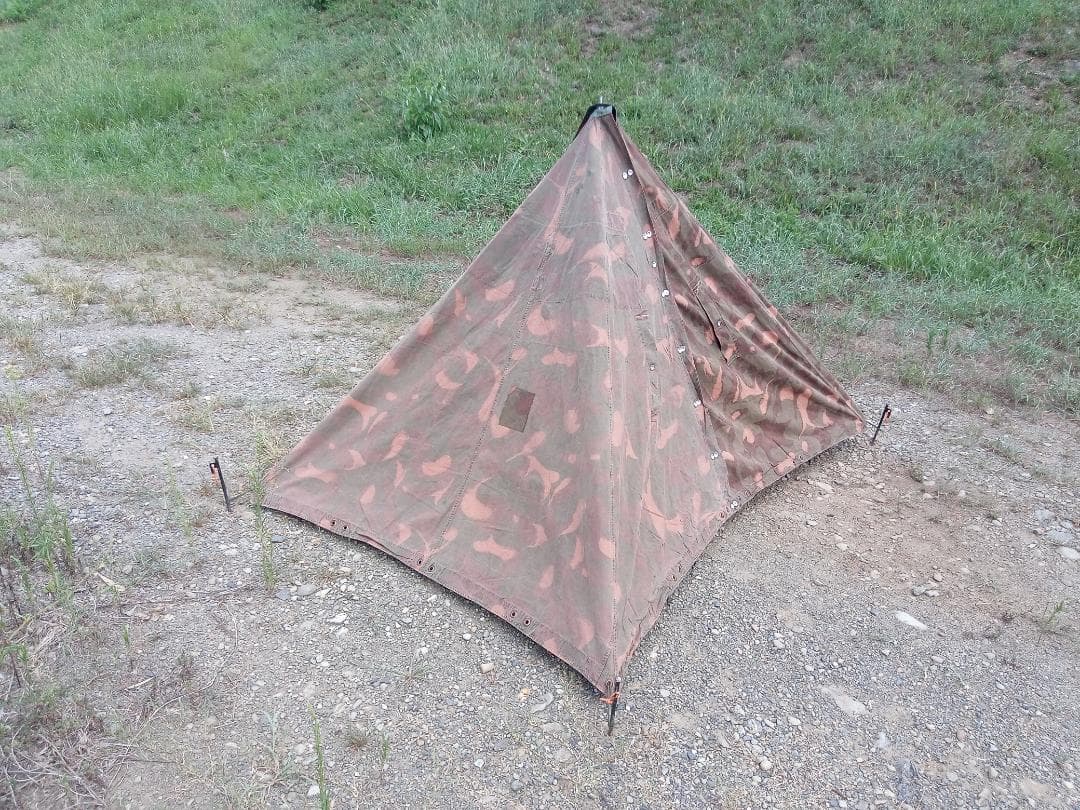 【軍幕】ハンガリー軍　テントシート2枚組　ハリケーン迷彩　希少