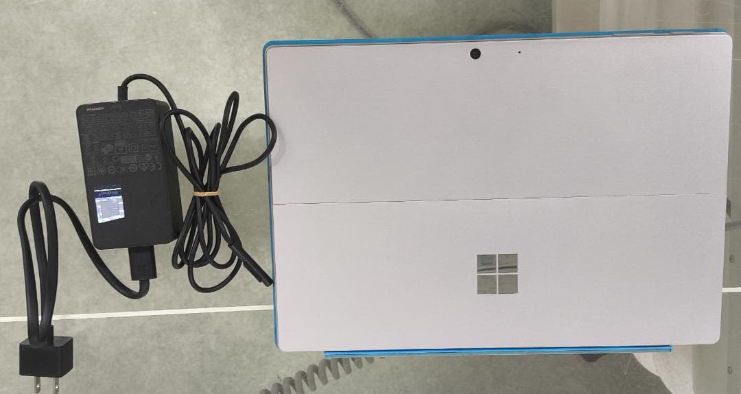 Microsoft surface pro 7 +　画面新品換装　SSD256G