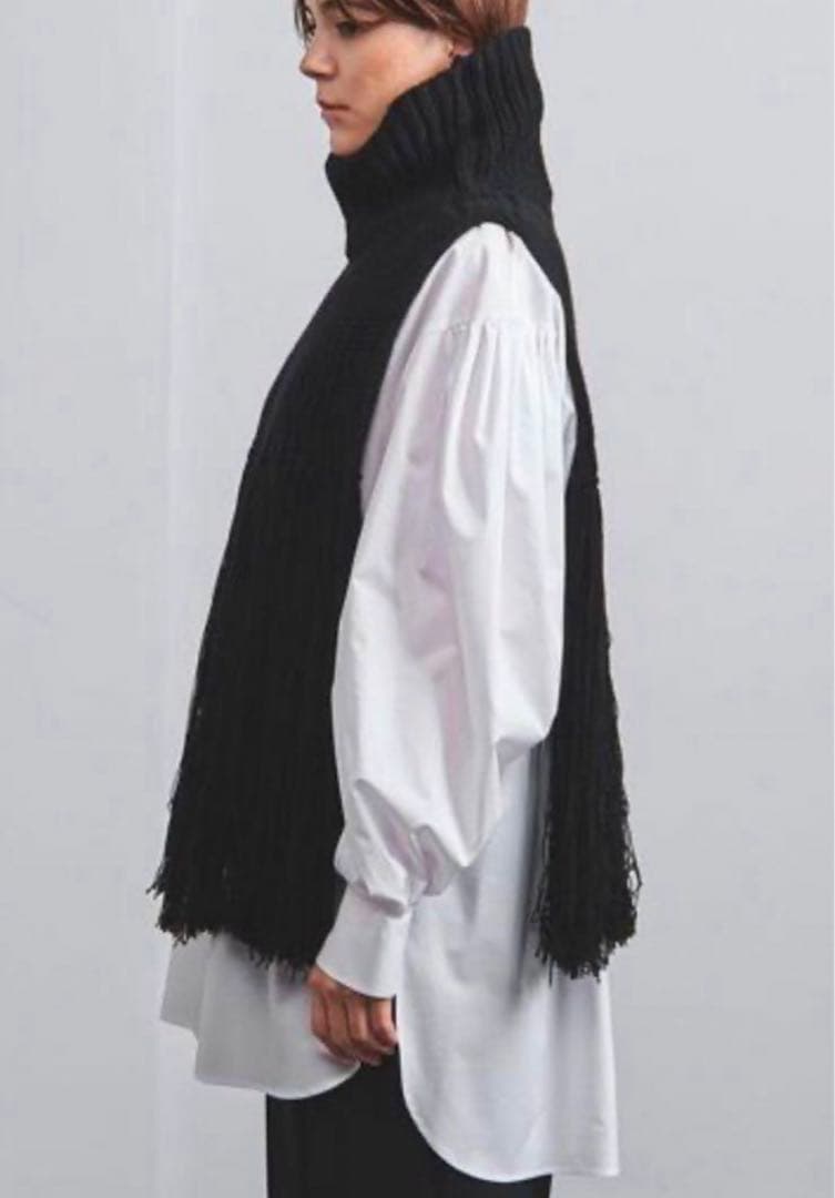 HYKE【ハイク】 RIBBED SWEATER NECK WARMER