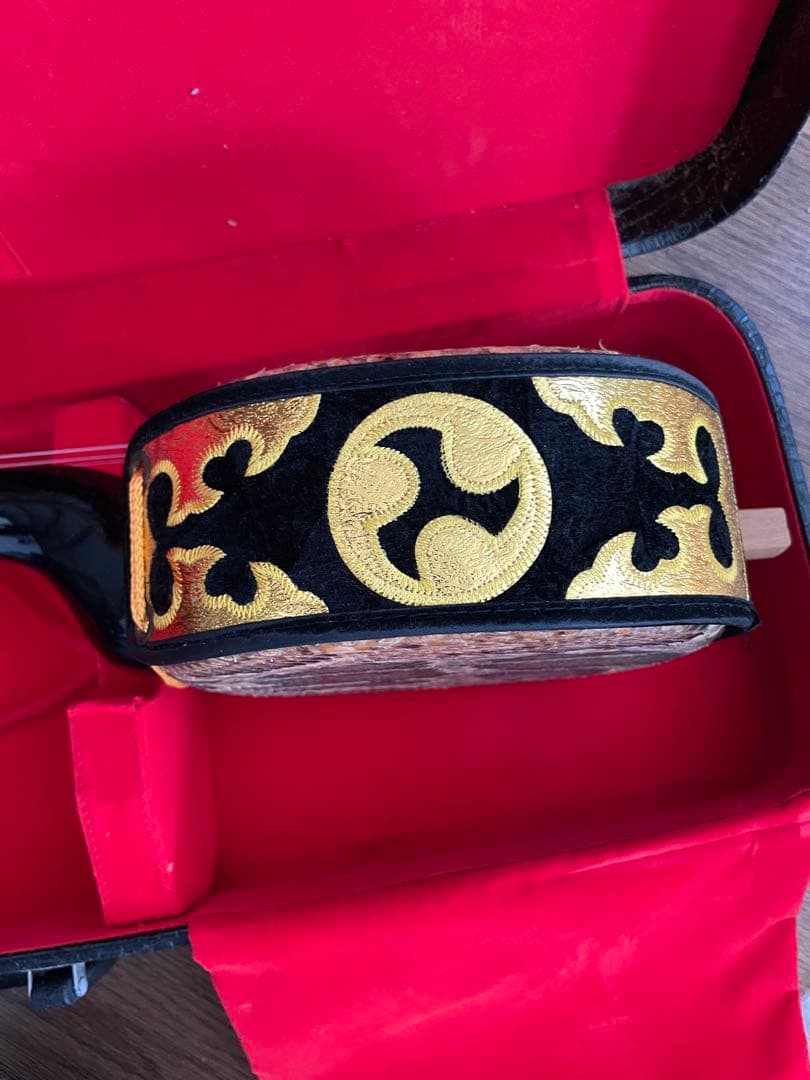 初心者用 三線 沖縄 本皮強化貼り 三味線 ケース、ツメ、取り替え弦つき