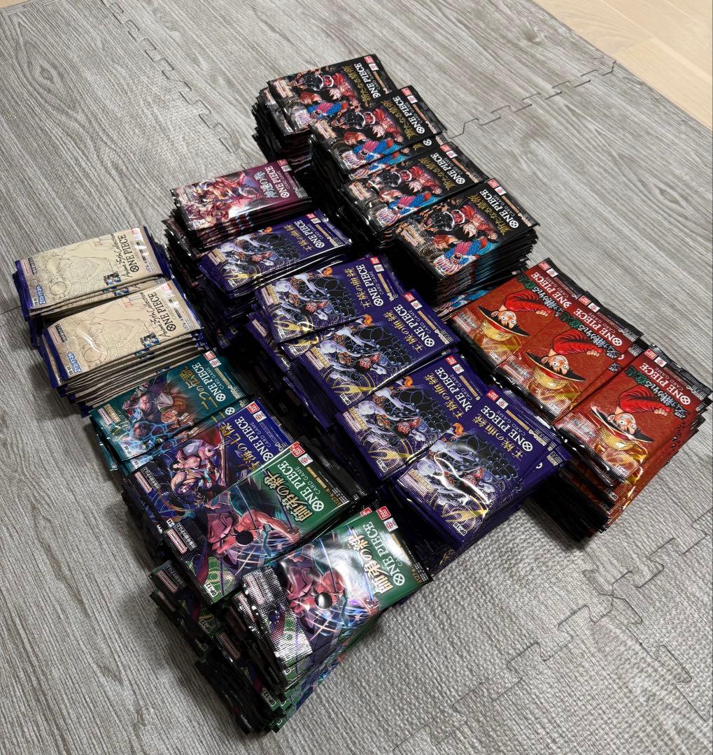 未開封 ワンピース トレーディングカード計561パック