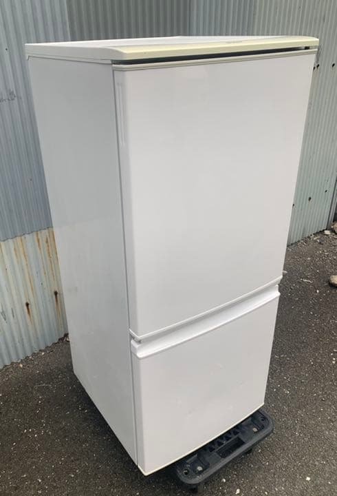 清掃済み SHARP シャープ 冷蔵庫 SJ-D14A-W 2015年 137L