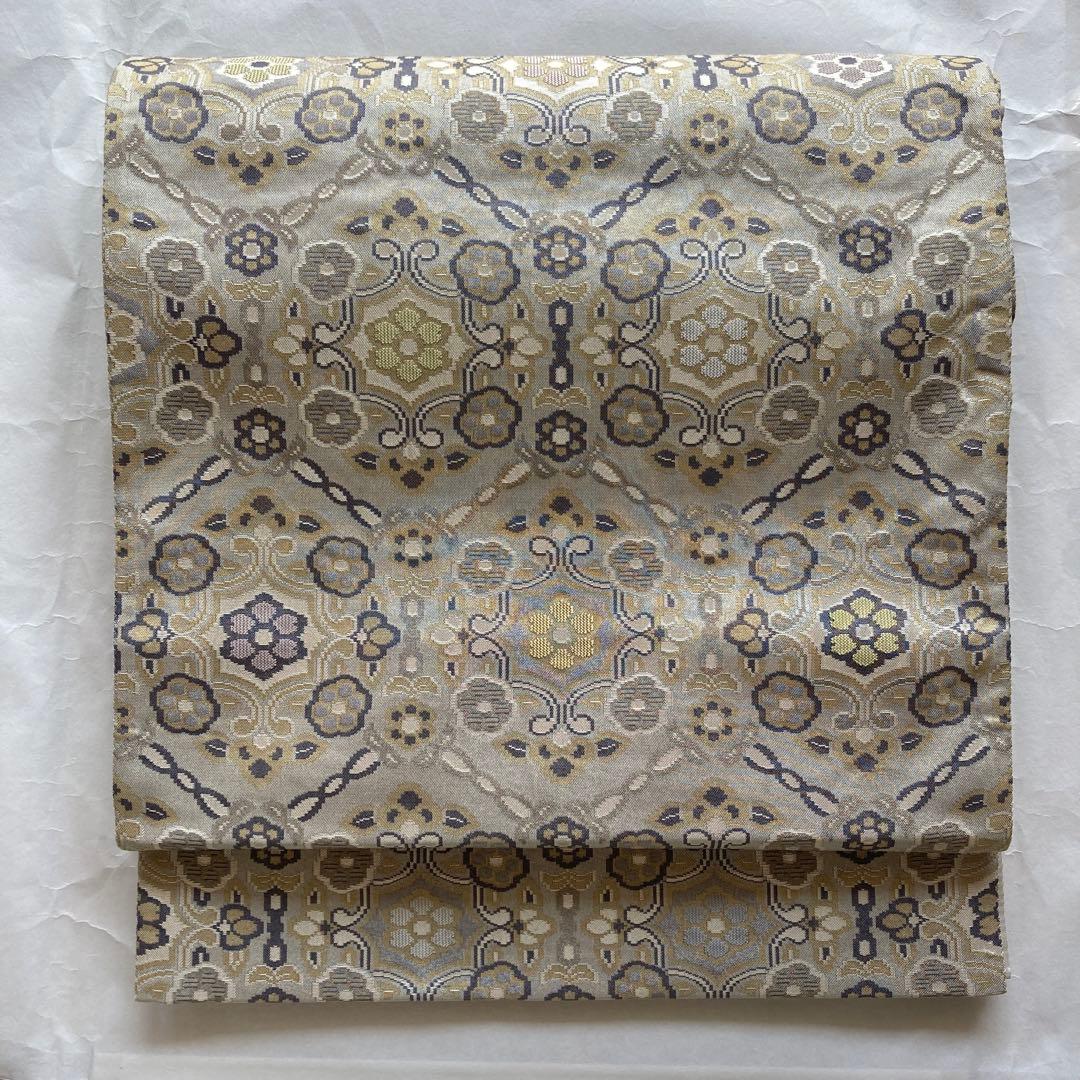 袋帯　全通　グレー系　花紋　亀甲紋様