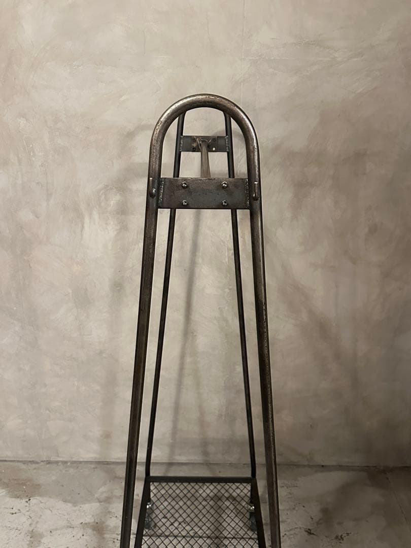 【東京都内23区配送無料】定価4万円　アイアン　ハンガー　ラック　スタンド