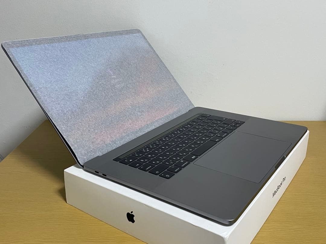 美品　MacBook Pro Retina 15インチ　バッテリー100%