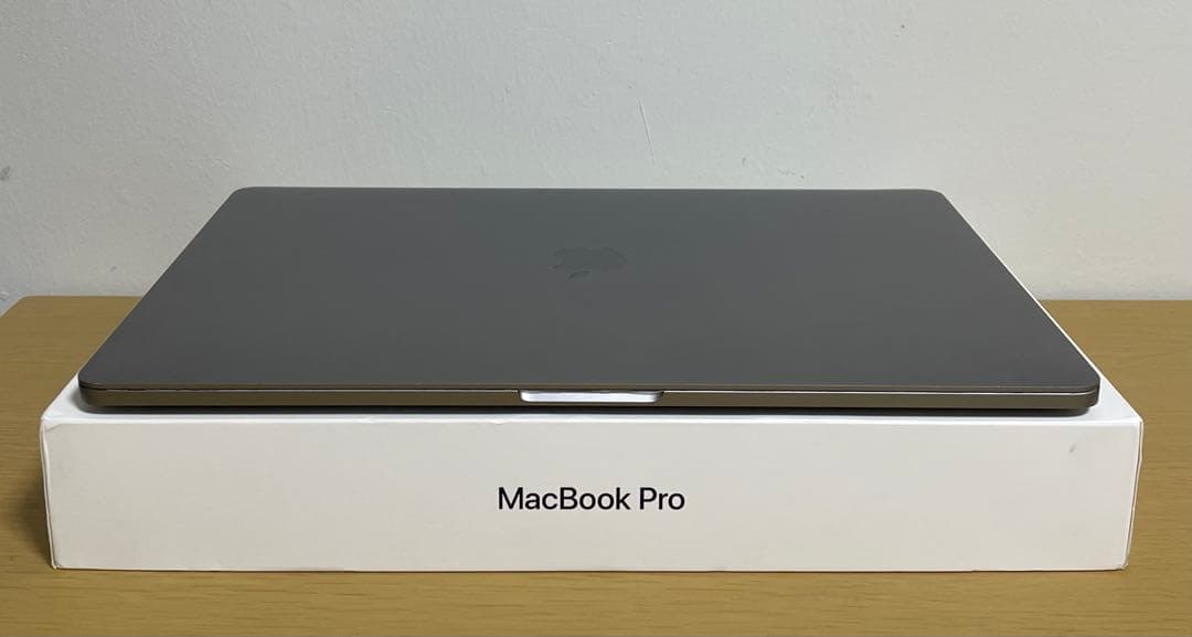 美品　MacBook Pro Retina 15インチ　バッテリー100%