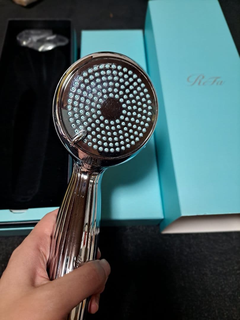 リファシャワーヘッド