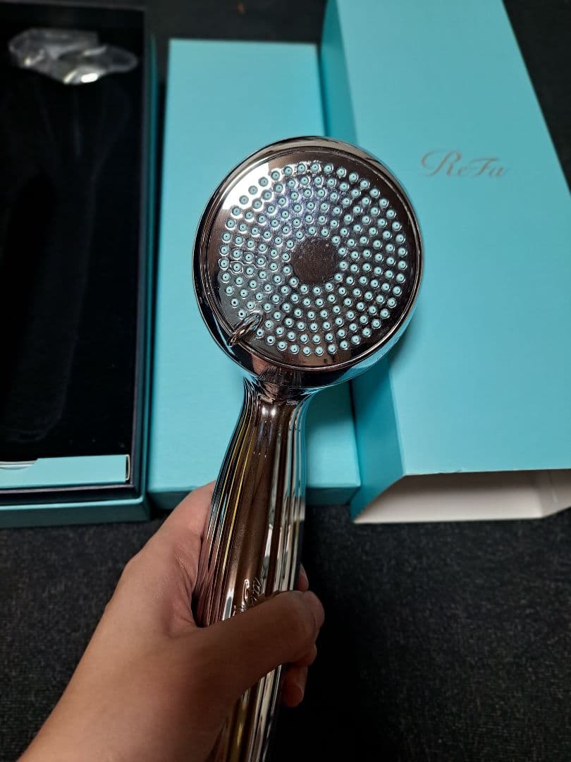 リファシャワーヘッド