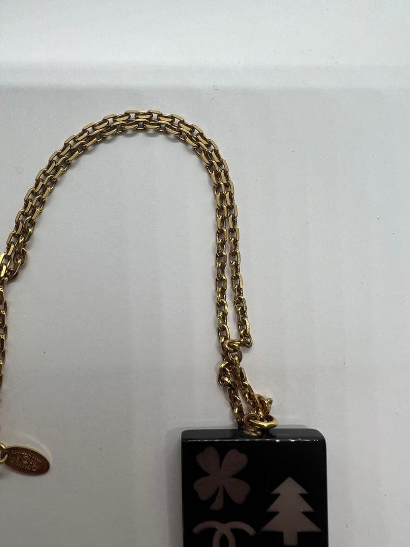 【美品】CHANEL ロゴ入りネックレス ブラック/ゴールド