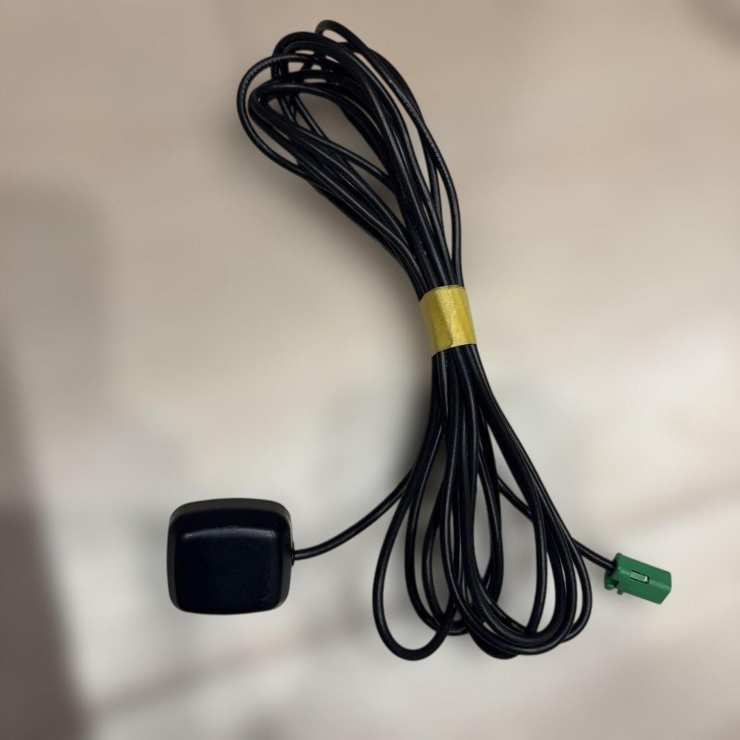 カロッツェリア　AVIC-ZH0007 カーナビ