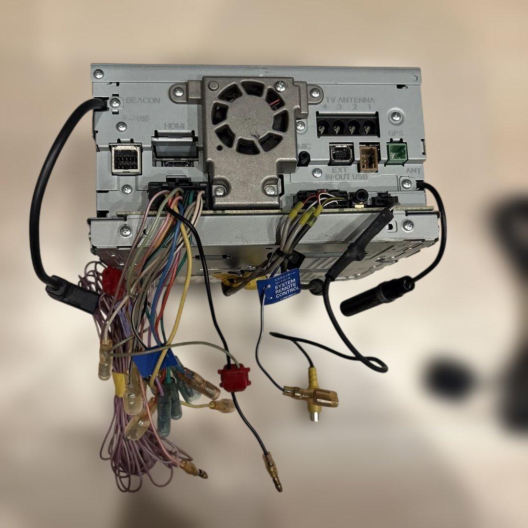 カロッツェリア　AVIC-ZH0007 カーナビ