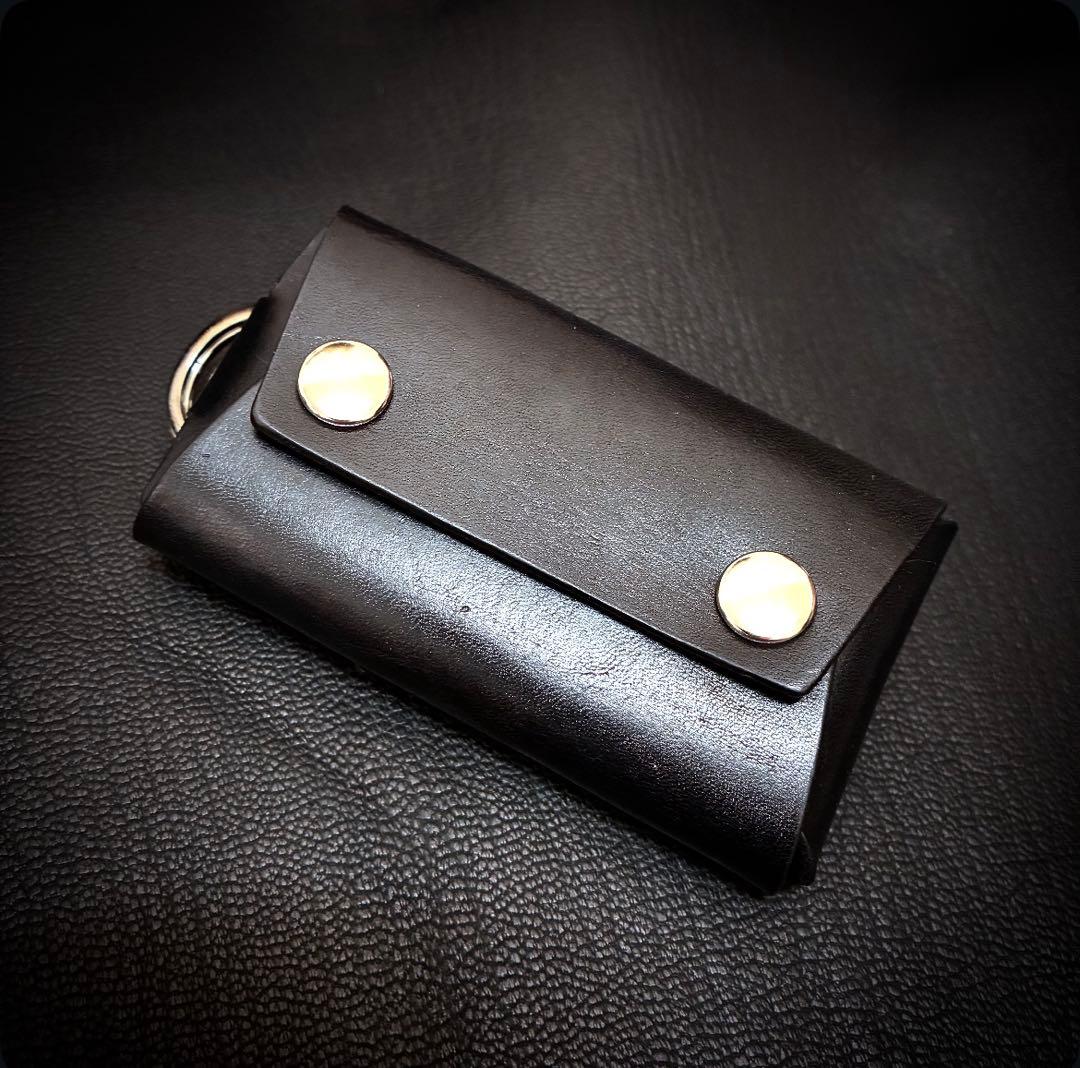 ◾︎クロスデザイン　カービングキーケース