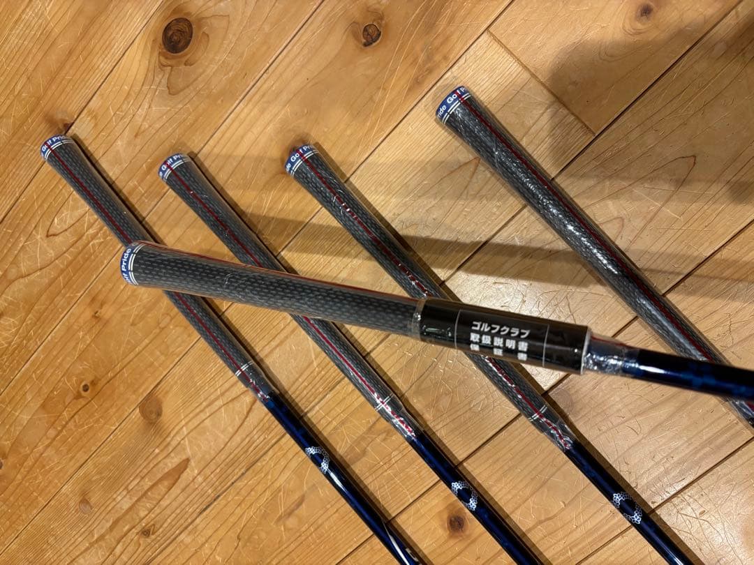 【未使用】 テーラーメイド　Qi アイアン #6-P 純正カーボン 　新品