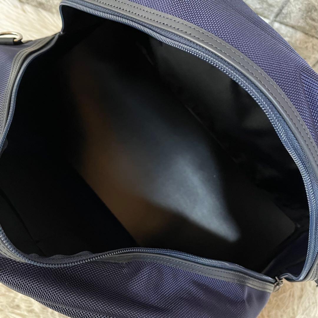 【新品未使用】バーニーズニューヨーク　ナイロン　レザー　2way ボストンバッグ