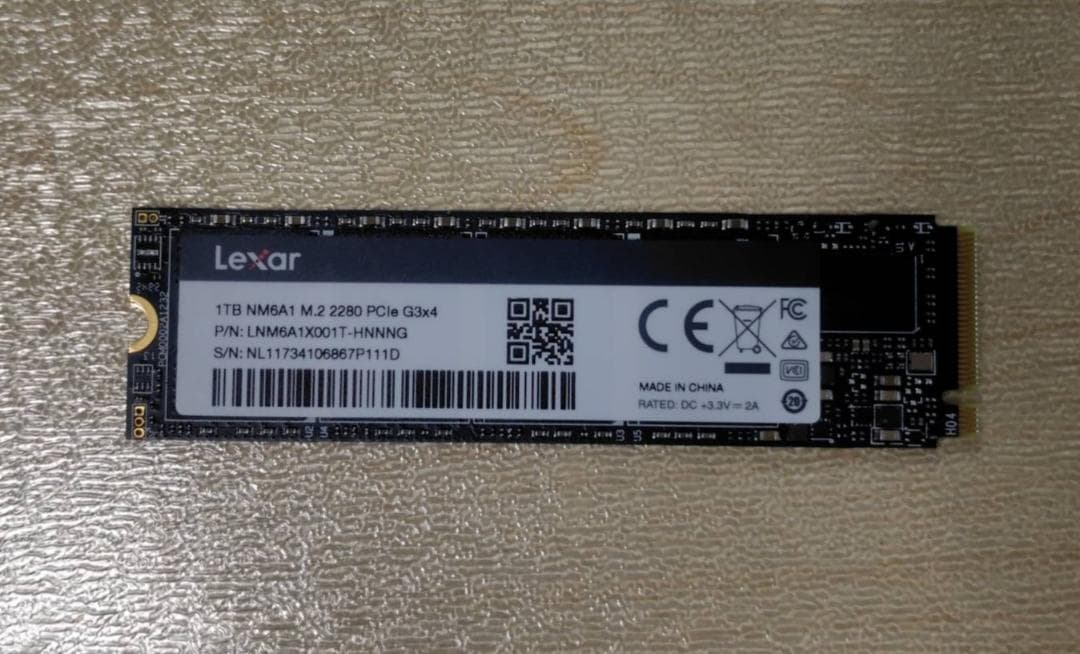 Lexar SSD1TB M.2 2280 PCIe＋ORICO 外付けケース