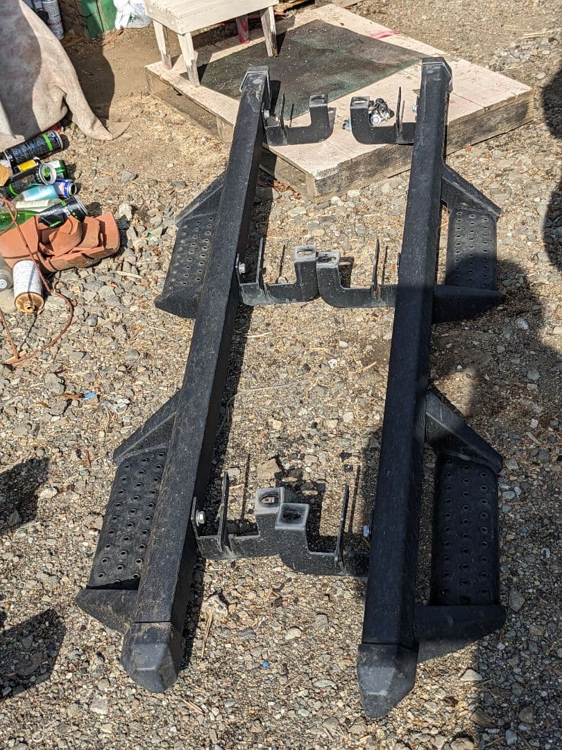 JLラングラー.カスタムサイドステップ。