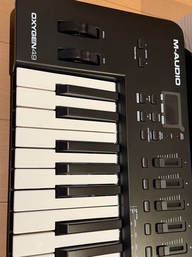 美品M-Audio Oxygen 49 MIDIキーボード