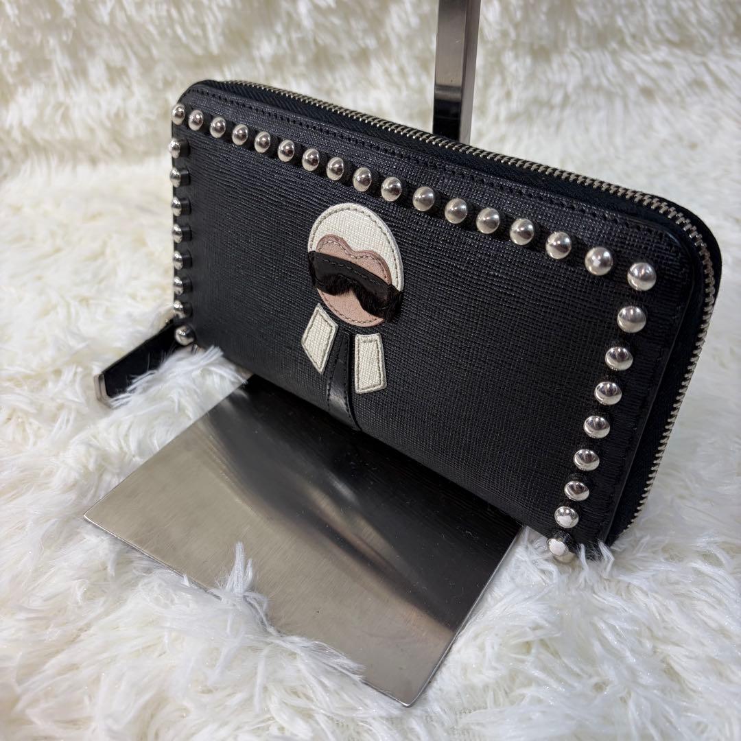 【✨美品✨】フェンディ カーリト スタッズ ラウンドジップ 長財布 ブラック