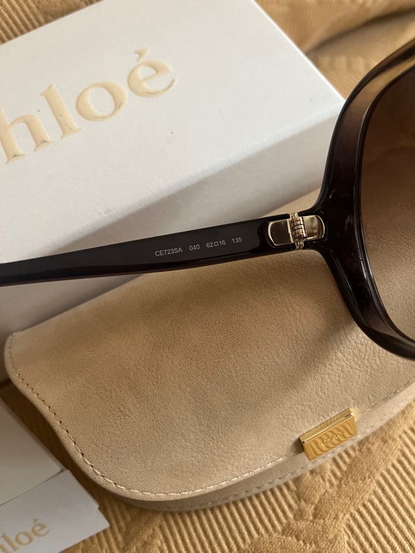 Chloé ☆サングラス ☆ブラック/グレー☆新品に近い極美品