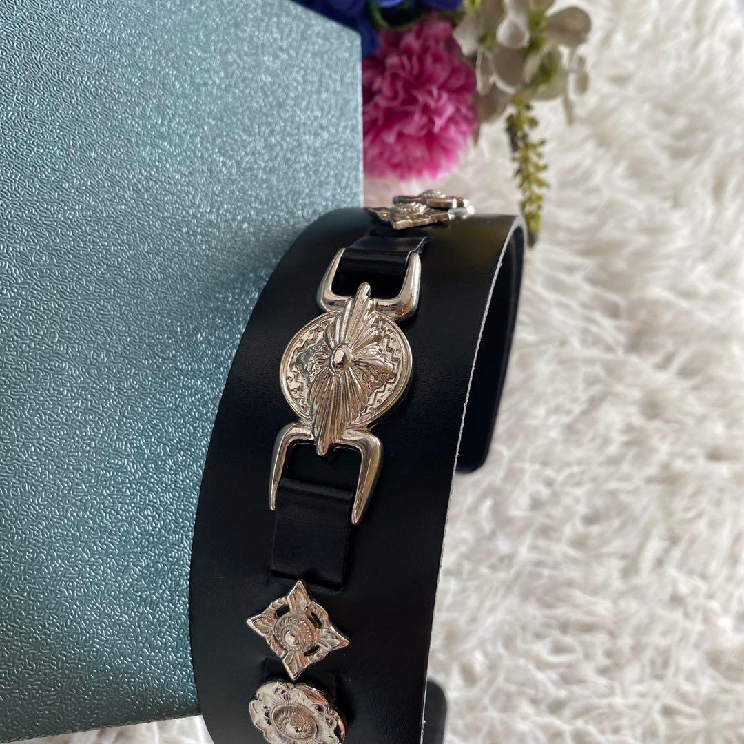 松田美品　Toga ブラック ヘアバンド