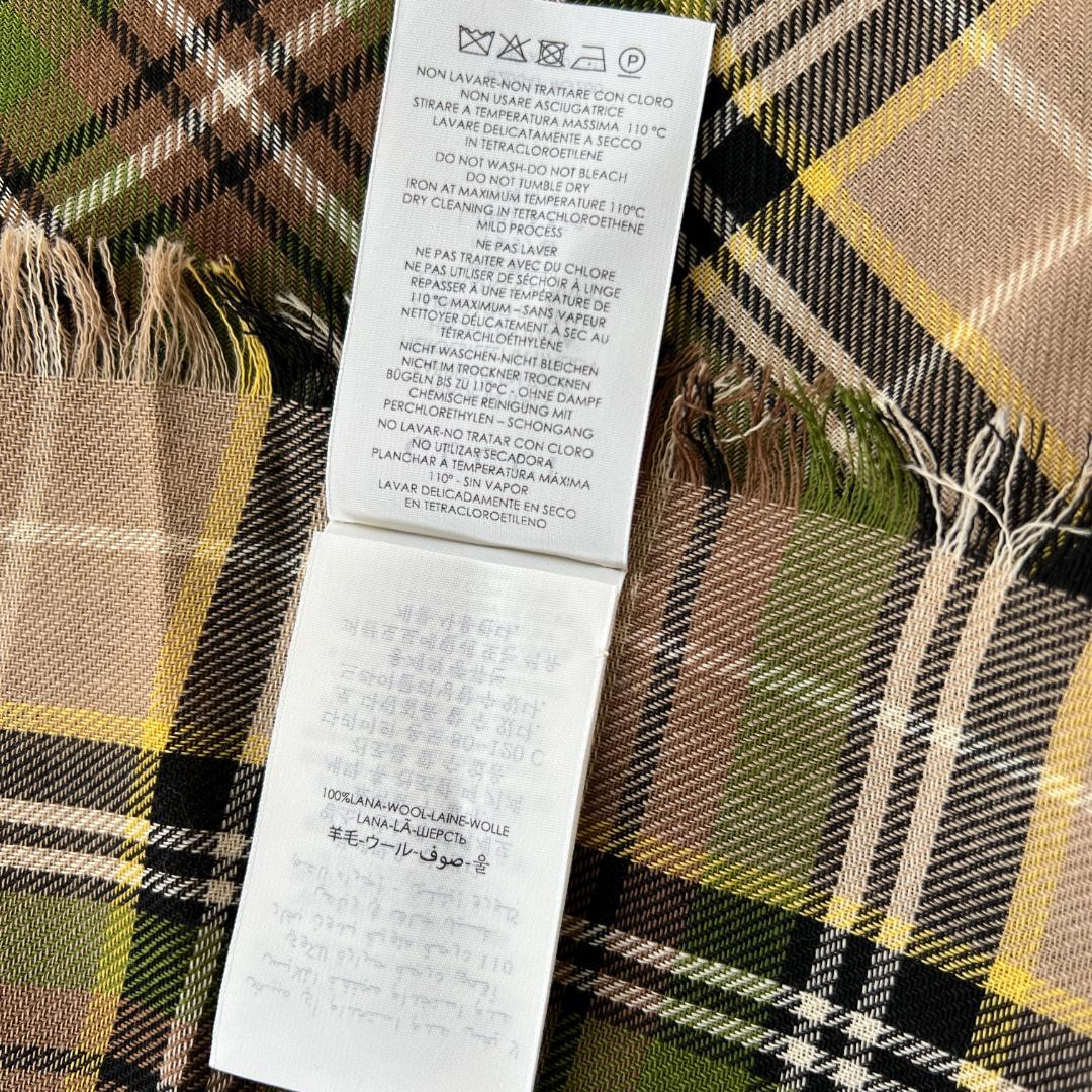 新品未使用　Gucci Orgasmique チェッカースカーフ