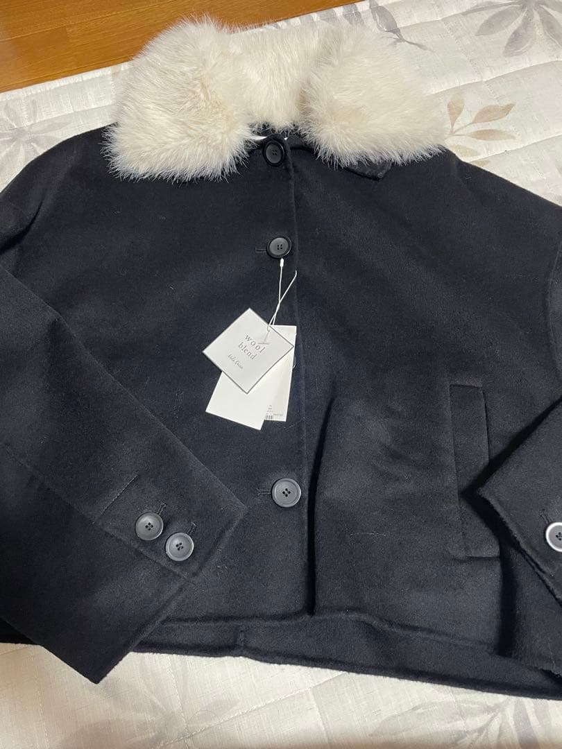 ミラオーウェン 2wayファーカラーリバーショートコート ブラック 完売