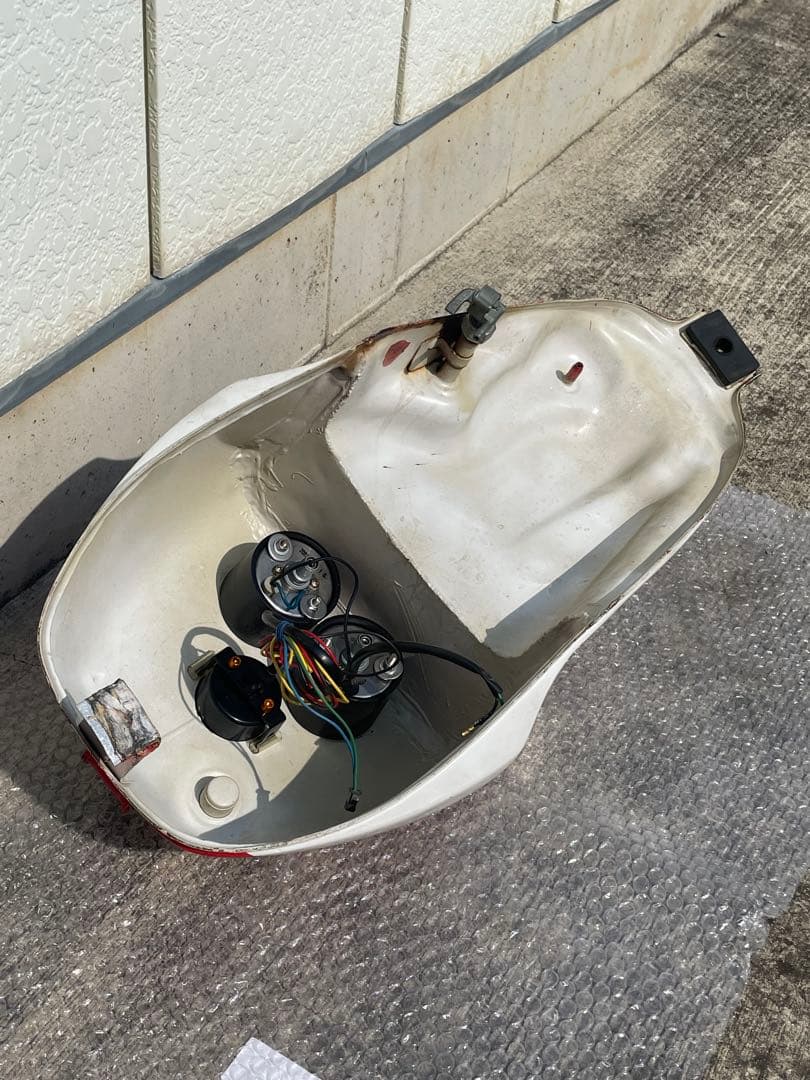 HONDA nsr50 タンク　nsr80 nsf100