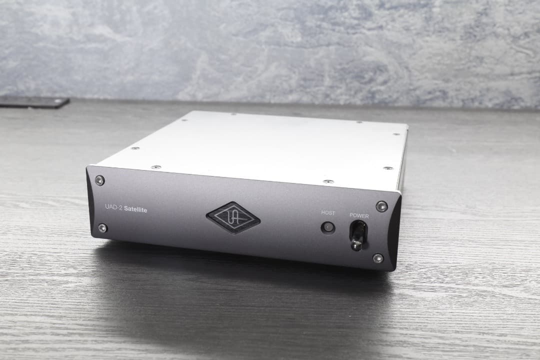 その他 UNIVERSAL AUDIO UAD2 SATELLITE TB3 QUAD