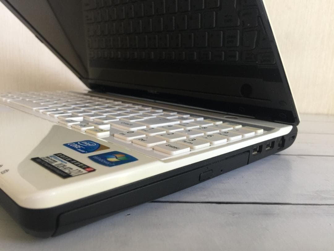 NEC PC-LM550DS3EW 13.3型液晶 コンパクト テンキ付きノート