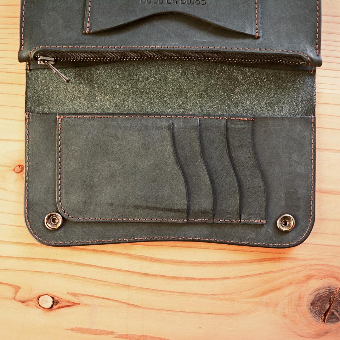 育てる艶革 ロング トラッカーウォレット イタリアンレザー