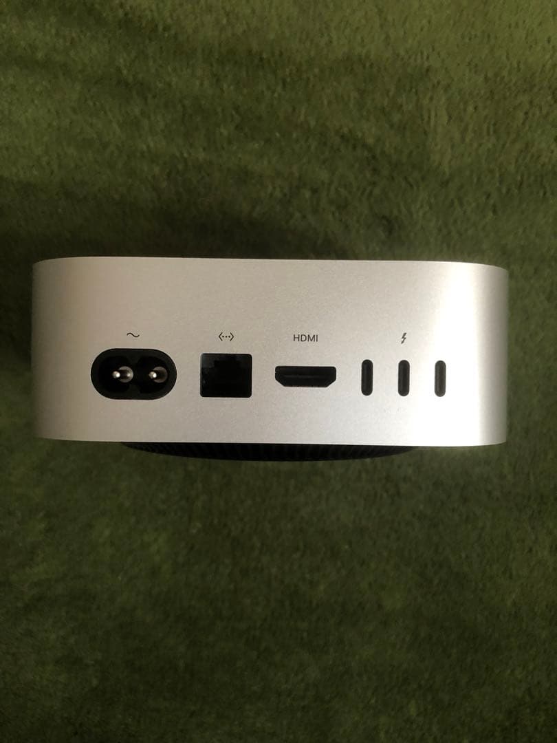 Apple M4チップ搭載 256GB SSD Mac mini 本体と付属品