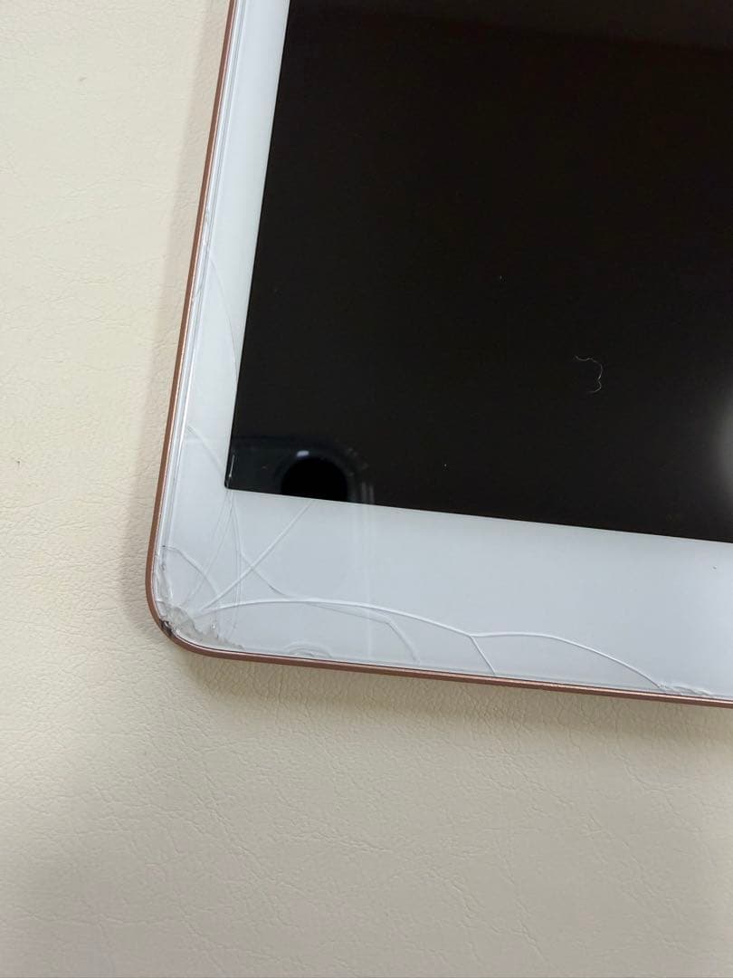 iPad8世代　32GBローズゴールド