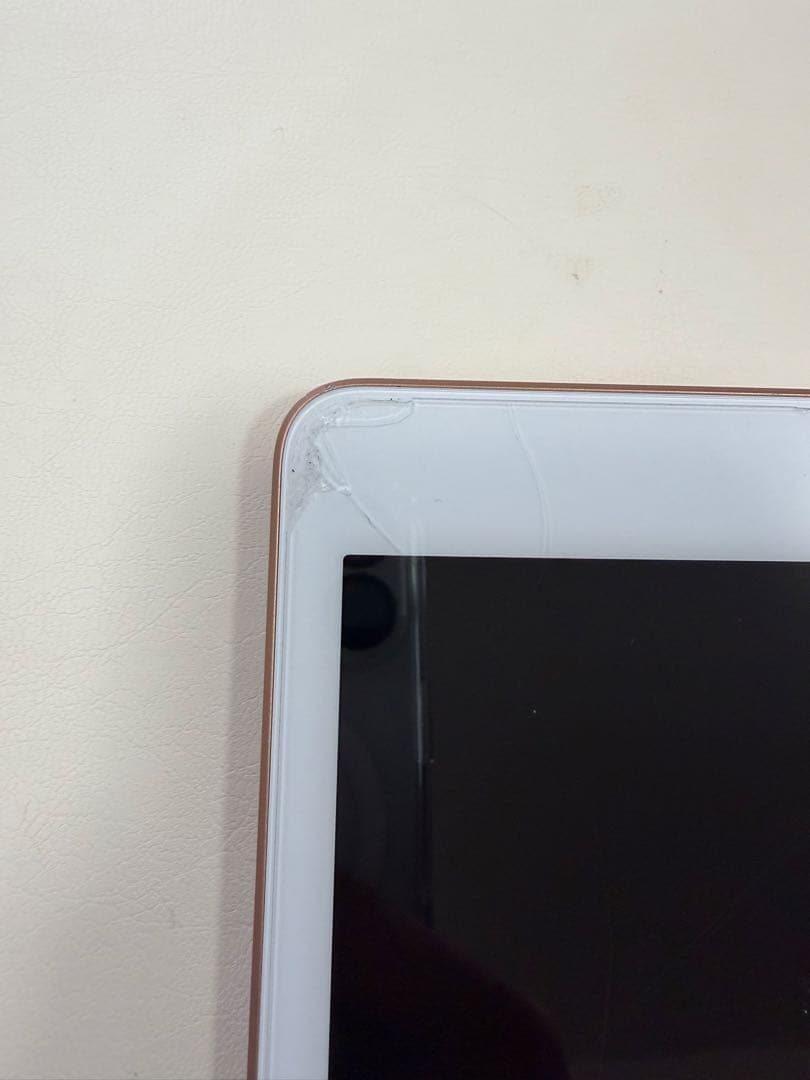 iPad8世代　32GBローズゴールド