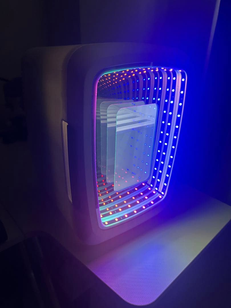 ゲーミングLED冷蔵庫　レッドブル　モンスター　ホワイト