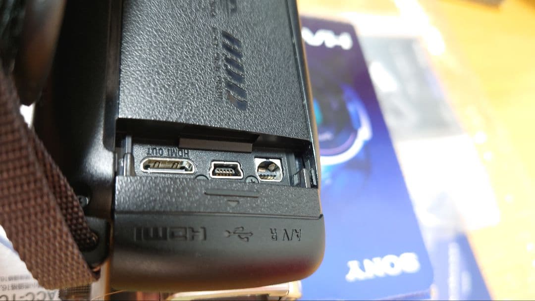 美品動作品 Sony HDR-XR500V ハンディカム 本体