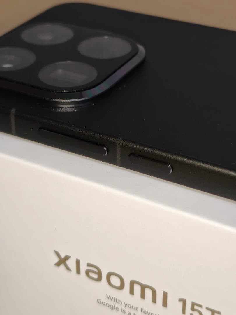 【美品】国内版 Xiaomi 15T Pro 1TB ブラック+ケース、フィルム