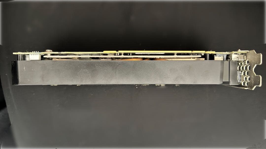 GeForce GTX1070Ti　グラフィックボード